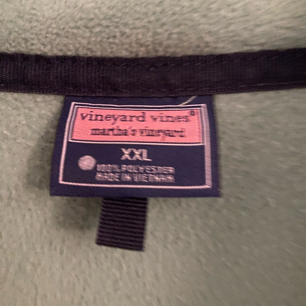 Vineyard Vines Men’s fleece quarter 1/4 zip - Picture 4 of 5